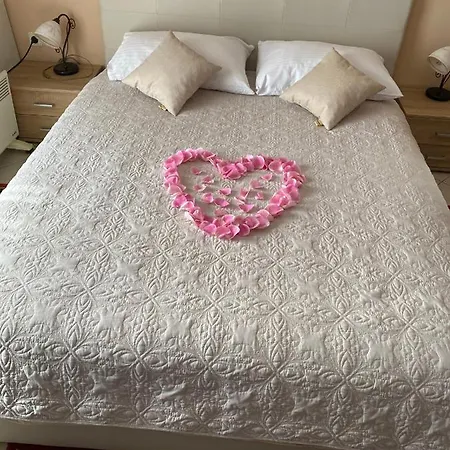 Aurora Hotel 3*