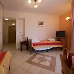 Aurora 3* Pula