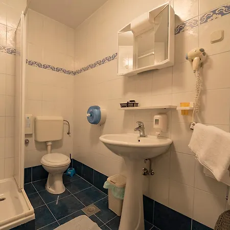 Hotel Aurora 3*